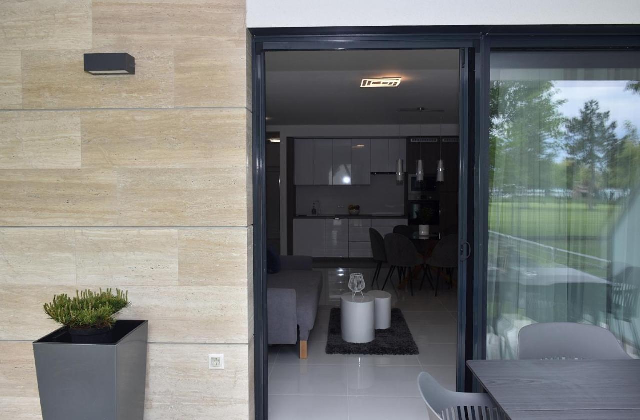 Limerence Apartments Siófok Dış mekan fotoğraf