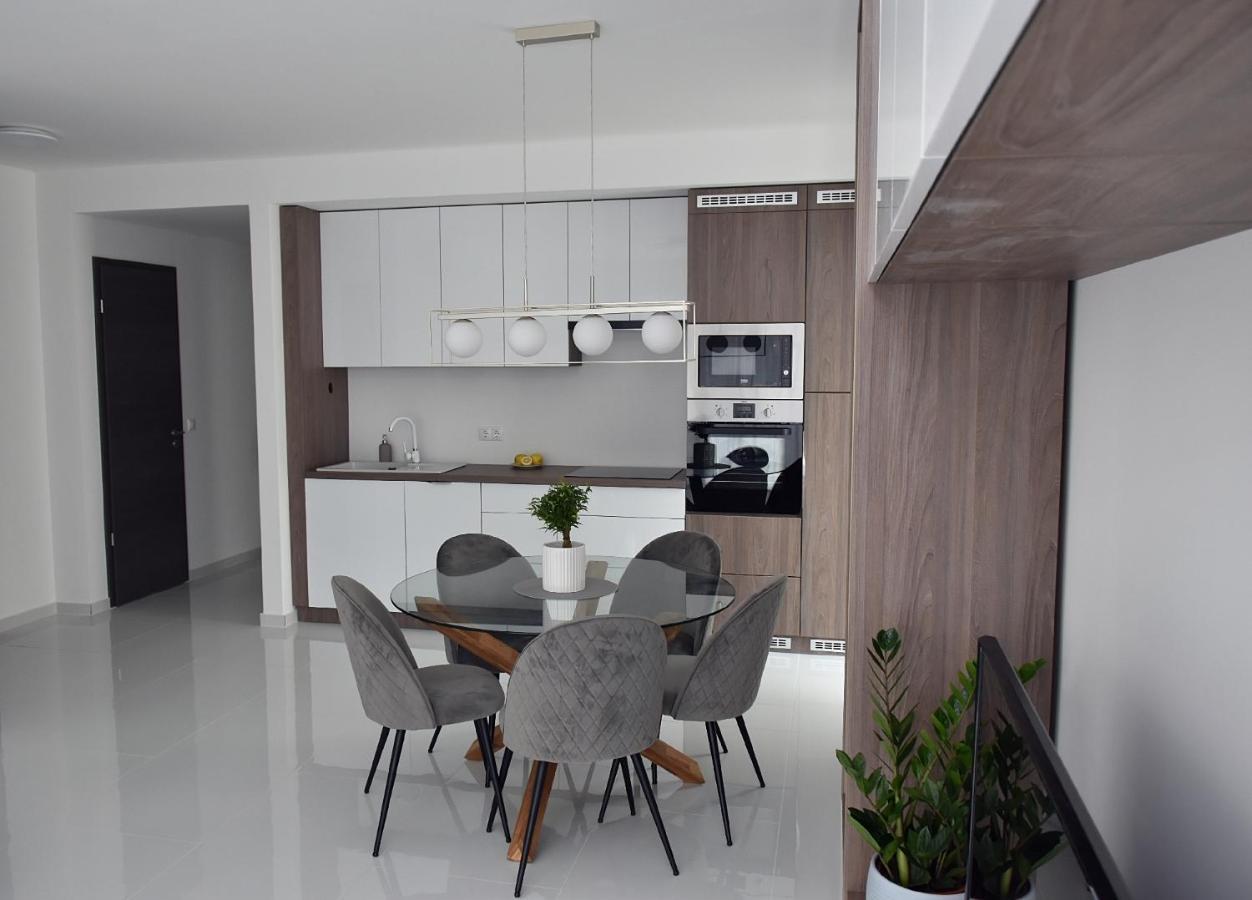 Limerence Apartments Siófok Dış mekan fotoğraf